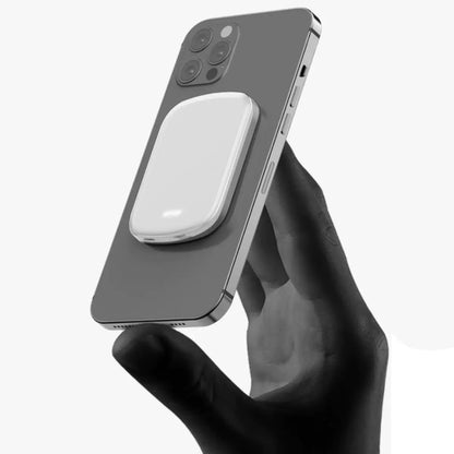 Chargomate — Magnetic Portable Wireless Charger &amp; Power Bank